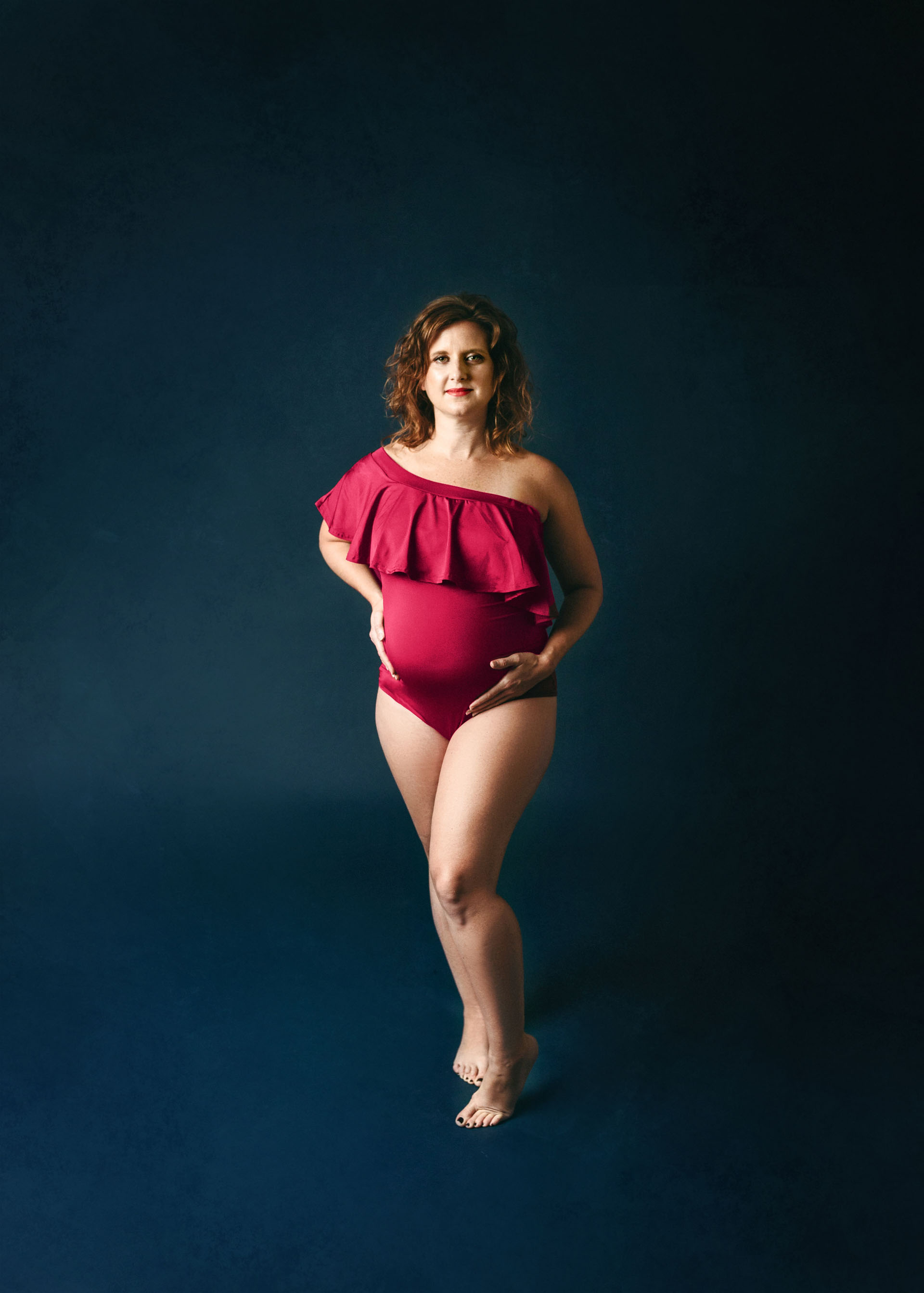 ruffle bodysuit for professional maternity photography session in minneapolis mn